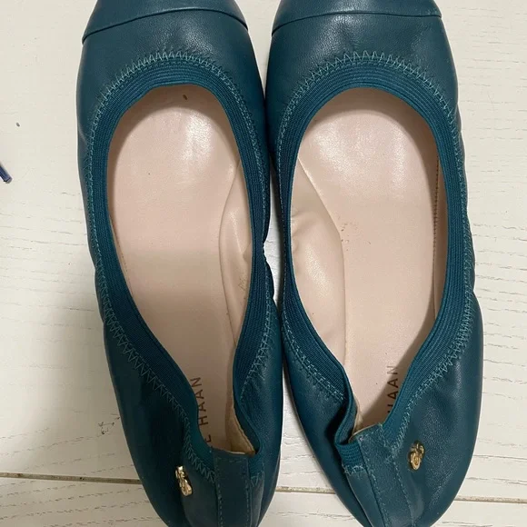Teal Cole Haan Elbridge Leather ballet flats, size 8. - Picture 5 of 6